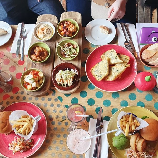 66101402_566923460505552_3387880455171735552_n