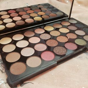Revolution 'Flawless' palette