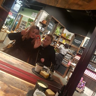 53602061_325538951651366_5728116888181932032_n